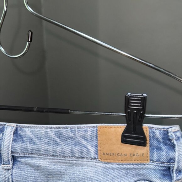 American Eagle Outfitters Mom Straight Jean - Picture 3 of 3